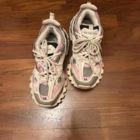 BALENCIAGA TRACK