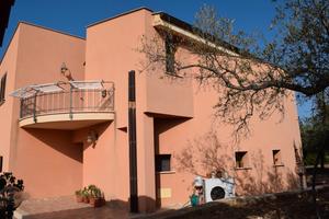 Villa singola molto definita