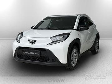 Toyota Aygo x 1.0 active 72cv