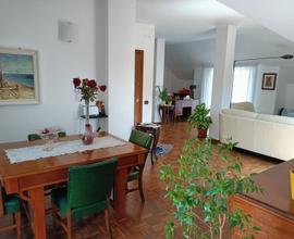 Mansarda su Teramo con vista mare e G Sasso