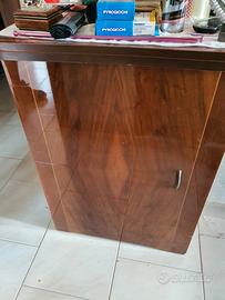 Macchina da cucire Singer con pedale. Elettrica