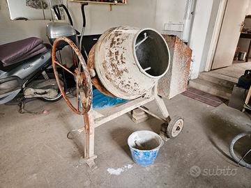 betoniera piccola per muratori