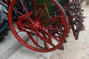 Seminatrice per grano da trattore