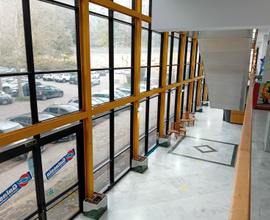 Locale commerciale, ufficio. Ottime rifiniture