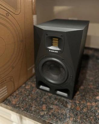 Monitor da studio attivo ADAM Audio A7V da 7 polli