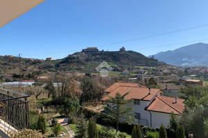 4 LOCALI A MONTESARCHIO