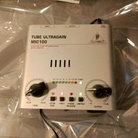  Behringer Ultragain MIC100 preamp valvolare