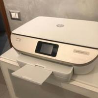 Stampante smart HP Envy Photo 7134