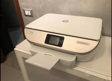 Stampante smart HP Envy Photo 7134