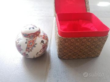 vasetti un porcellana cinese