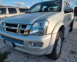 Isuzu D-Max 3.0 TD cat Space Cab 4WD Pick-up LS