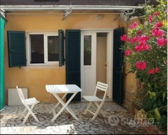 Marina di Carrara 100 mt mare 250 euro settimana
