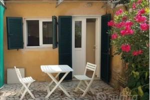 Marina di Carrara 100 mt mare 250 euro settimana