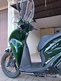 HONDA SH  150 VETRO