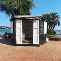 CHIOSCO in legno sito in Piazza Sferracavallo