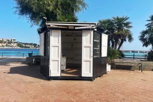 CHIOSCO in legno sito in Piazza Sferracavallo