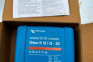 VICTRON DC/DC converter 12 Volt 30 A