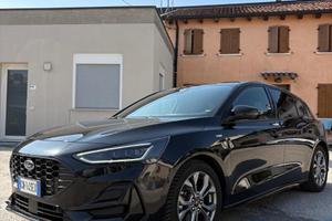 Ford Focus 1.0 Hybrid ST Line