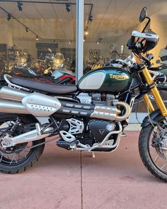 Triumph Scrambler 1200 STEVE McQUEEN MAI UTILIZZAT