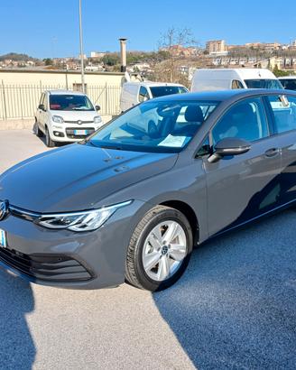 Volkswagen Golf 1.0 eTSI EVO DSG LIFE 2023