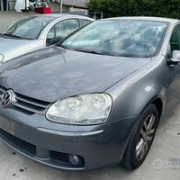 Ricambi per Volkswagen Golf 1.6 benz BSE 2008