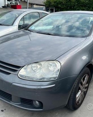 Ricambi per Volkswagen Golf 1.6 benz BSE 2008