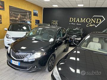LANCIA YPSILON 1.0 Ibrida “GARANZIA 2 ANNI”-2023