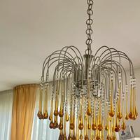 Lampadario con gocce in vetro di murano