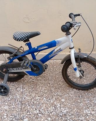 Bicicletta con rotelle