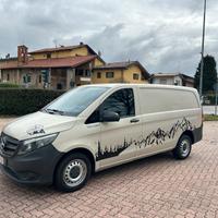 Furgone mercedes vito