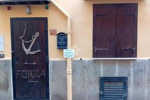 MONOLOCALE A NETTUNO