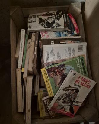 2 scatole di fumetti vintage