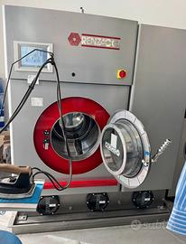 Macchina lavasecco Renzacci lavanderia