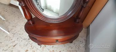 Specchio basculante con cassetto in legno