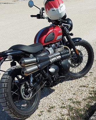 Triumph Bonneville Street Scrambler 900