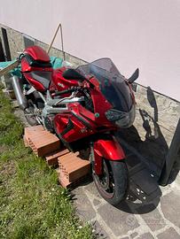 Aprilia SL Falco 1000