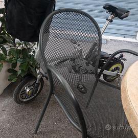 Bicicletta elettrica pieghevole 