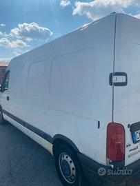 Furgone Nissan interstar