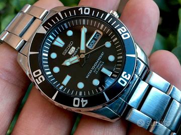 Seiko Scuba Diver Automatic SNZF17J1 Japan Made