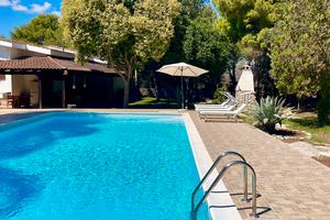 Villa piscina vacanze Salento