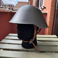 Elmetto tedesco DDR 