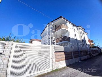 Appartamento Villa di Briano [De curtis 160VRG]