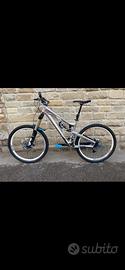 MTB intense SS