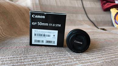 Canon EF 50mm f/1.8 STM