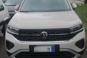 Wolkswagen t.cross life 2024