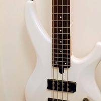 Bassi  Yamaha TRBX304 White Basso elettrico Bianco