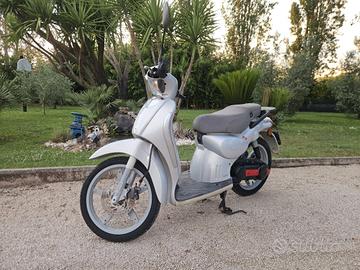 Scarabeo 50 4t