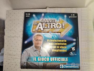 gioco da tavolo avanti un altro