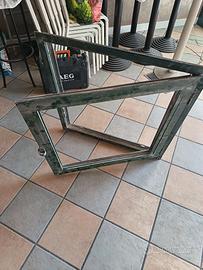 TELAIO DI FINESTRA IN ALLUMINIO /bancone/tavolino