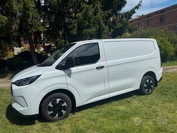 Ford Transit Custom Plug-in Hybrid